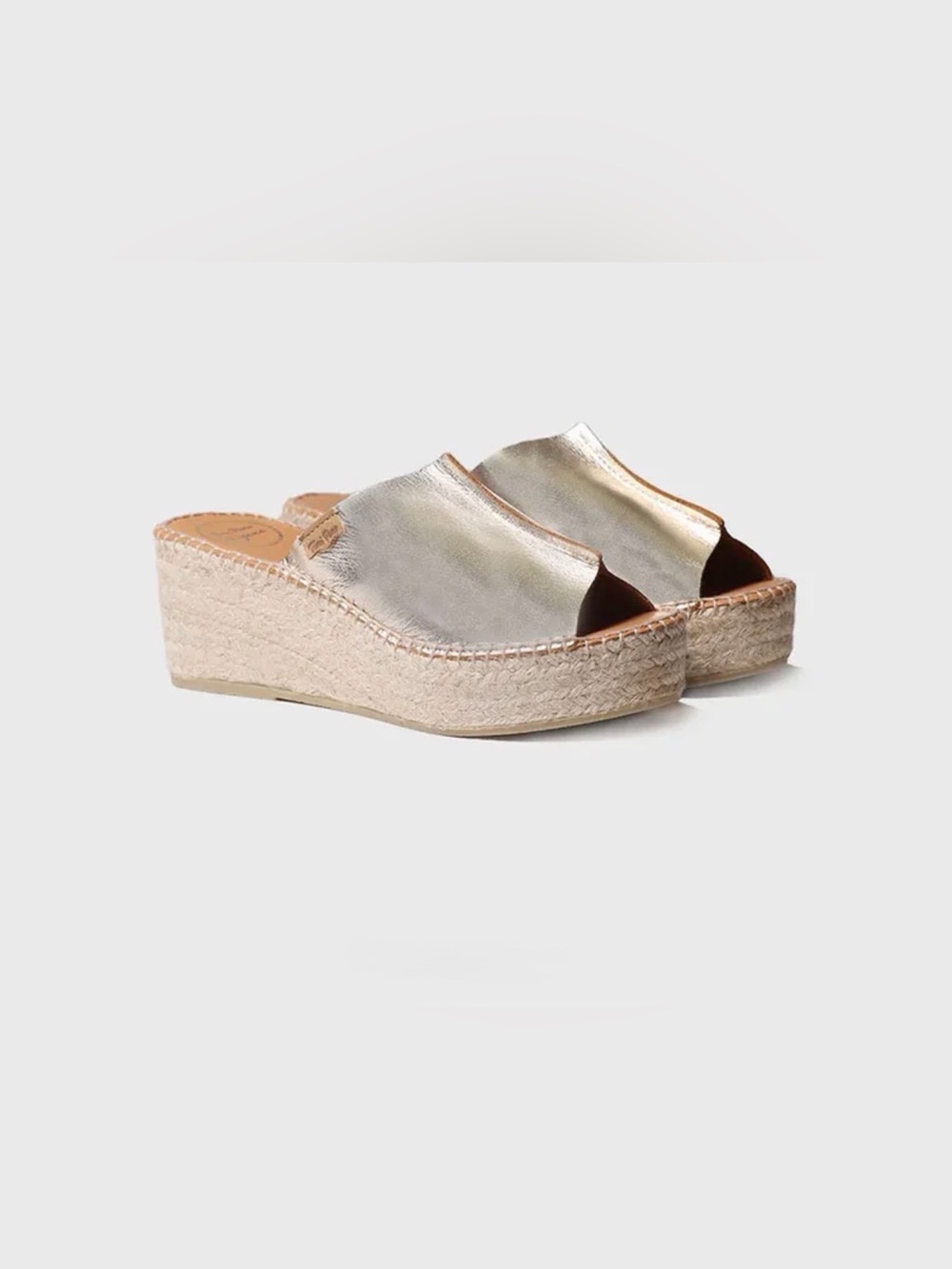NWOT Toni Pons Ivonne Women’s Metallic Gold Espadrille Wedge Slides
